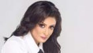 أيمن رشوان يكذب منى عراقي: لم نتزوج.. هي أخت وصديقة فقط