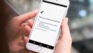 هواتف إيران "أوف لاين" بأمر السلطات