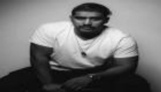 بدر الشعيبي يثير الجدل بعد ظهوره بملابس الزفاف