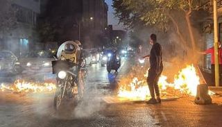 جانب من احتجاجات إيران ليلة الأربعاء