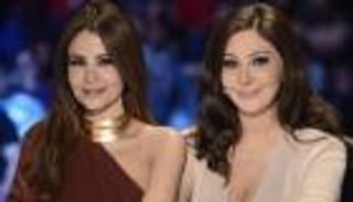 كارول سماحة تكشف حجم خلافها مع إليسا.. هل صفعت وجهها؟