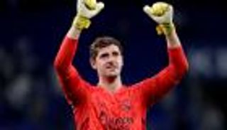 بسبب كورتوا.. ريال مدريد يفجر جدلا قبل كلاسيكو برشلونة (صورة)