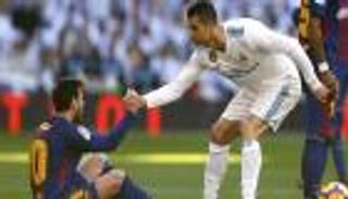 على رأسهم رونالدو وميسي.. 10 نجوم تنتهي عقودهم في صيف 2023