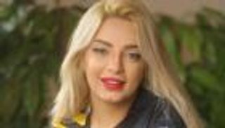 مي حلمي تهاجم ياسمين الخطيب: "واحدة منفسنة مش أكتر"