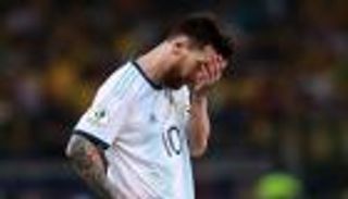 إصابته ليست السبب.. ميسي يعترف بالقلق قبل كأس العالم 2022