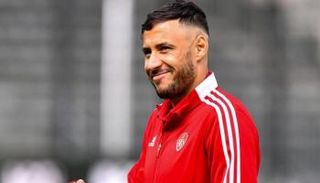 يوسف بلايلي لاعب أجاكسيو الفرنسي