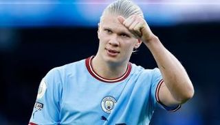 إيرلينج هالاند مهاجم مانشستر سيتي