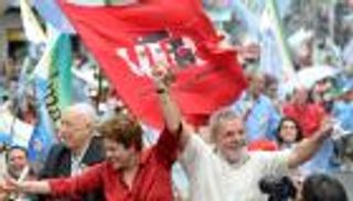 انتخابات البرازيل.. لولا يحافظ على تقدمه باستطلاعات الرأي