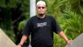 ستيفن كوه.. حزن على رحيل داعية إندونيسي أسلم على يديه آلاف