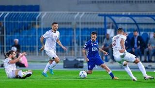 الهلال والشباب في الدوري السعودي