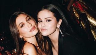 سيلينا جوميز وهايلي بيبر