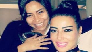 شيرين عبدالوهاب وسمية الخشاب