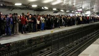 إضراب عمال النقل في فرنسا - أرشيفية