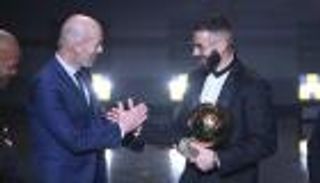 الأصول الجزائرية وسر النجاح.. ماذا قال زيدان عن "الأخ" بنزيما؟