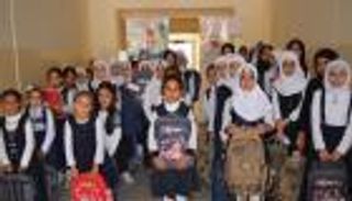 مطرب شعبي في مدرسة عراقية للبنات.. جدل واسع وتحقيق عاجل