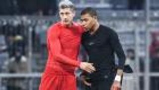 بسبب ليفاندوفسكي..  رد فعل مبابي يفجر سخرية الجماهير