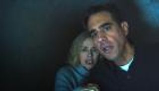 The Watcher.. مسلسل رعب عن قصة واقعية يتصدر نتفليكس