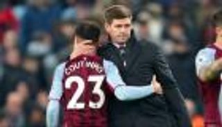 جيرارد يكشف.. لماذا عانى كوتينيو في برشلونة؟