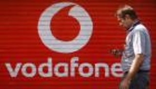 "فودافون مصر" صفقة حائرة من السعودية إلى أفريقيا ثم قطر.. لماذا الآن؟