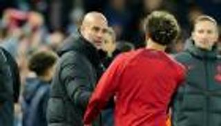 قارئ شفاه يوضح.. ماذا قال جوارديولا لصلاح بعد هدفه الصاروخي؟