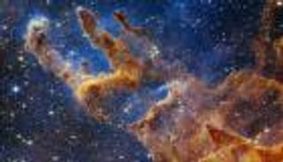 أعمدة الخلق.. لقطات من الفضاء "تذهل العالم" (صور وفيديو)