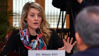 وزيرة الخارجية الكندية