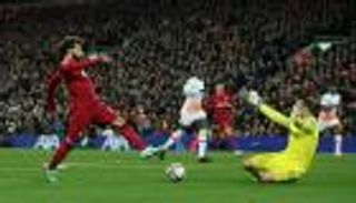 10 مراكز.. ما هو المكان الذي لا يستطيع محمد صلاح الإجادة فيه؟