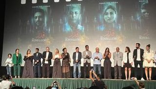 صورة لفريق عمل 