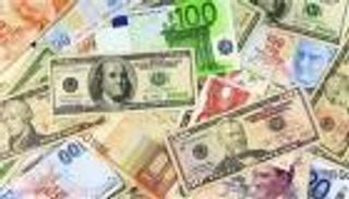 سلة العملات اليوم.. الاسترليني يسدد فاتورة "تراس" و"الين" ينهار