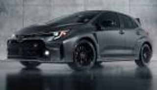 لهذه الأسباب .. "تويوتا" تخفض إنتاج سياراتها