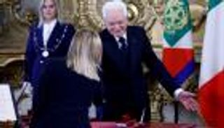 حكومة ميلوني تؤدي اليمين الدستورية.. وأوروبا تحبس أنفاسها