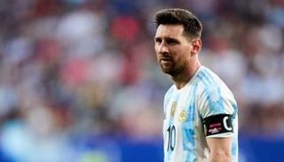 ليونيل ميسي قائد منتخب الأرجنتين