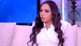 سلوى خطاب تصدم ياسمين عز: "مستنية أشوفك متجرجرة من شعرك" (فيديو)