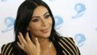 أروع شخص خارجيا وداخليا.. محمد كريم يهنئ كيم كارداشيان بعيد ميلادها