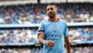 "أزمة كبيرة".. كيف يفكر جوارديولا تجاه رياض محرز؟