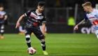 للمرة السادسة.. شبح الإصابات يضرب "جوكر" منتخب الجزائر