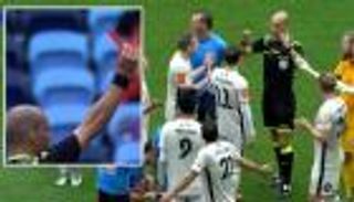 ملاكمة و7 حالات طرد.. حرب شوارع في الدوري الويلزي (فيديو)