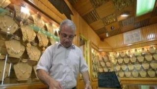 متجر لبيع الذهب - رويترز