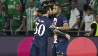 مبابي وميسي 