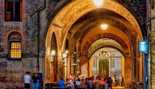 مدينة بولونيا 