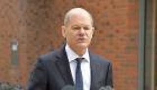 شولتز يدعو إلى "خطة مارشال" لإعادة إعمار أوكرانيا