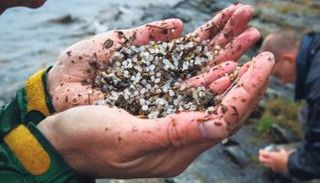 انتشار الملوثات البيئية - أرشيفية