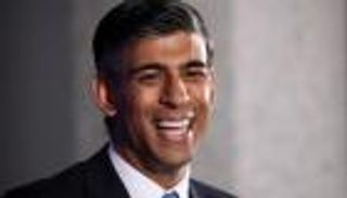 من هو ريشي سوناك صاحب الأصول الهندية الذي أصبح رئيسا للحكومة البريطانية؟