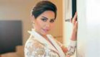 لفتة إنسانية من شيرين تجاه مطرب مصري (فيديو)