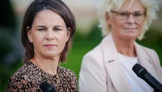 وزيرتا خارجية ودفاع ألمانيا