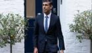 أغنى من الملك تشارلز.. "ملياردير إلا ربع" رئيسا لوزراء بريطانيا 