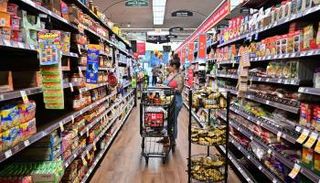 متجر لبيع السلع في أمريكا - أرشيفية