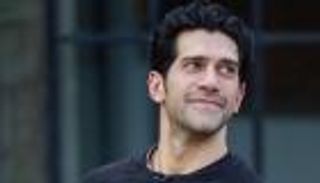 مخرج مصري يعترف: ابني الفنان أدمن المخدرات