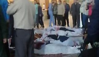 جثث لضحايا الحادث