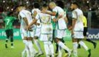 تجديد الدماء.. جمال بلماضي يكسر القاعدة مع منتخب الجزائر